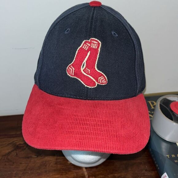 Vintage Boston Red Sox Corduroy Bill retro Sewn Socks Cooperstown baseball cap - Picture 1 of 8